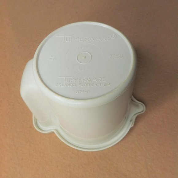 💥Sale💥Tupperware Creamer Dispenser - Picture 7 of 7